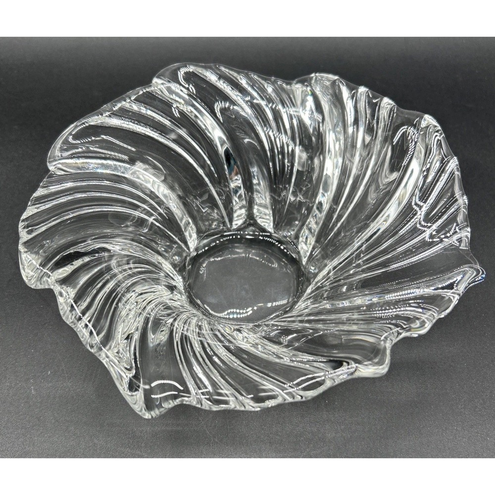 Vintage Clear Swirl Glass Ruffled Rim Decorative Centerpiece Bowl